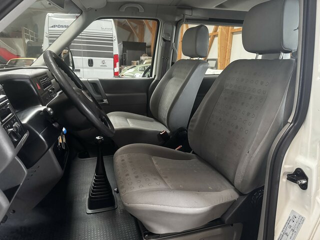 VW T4 Caravelle 2.5 TDI Syncro Sperre 1. Hand! - Car: picture 4 VW T4 Caravelle 2.5 TDI Syncro Sperre 1. Hand! - Car: picture 4