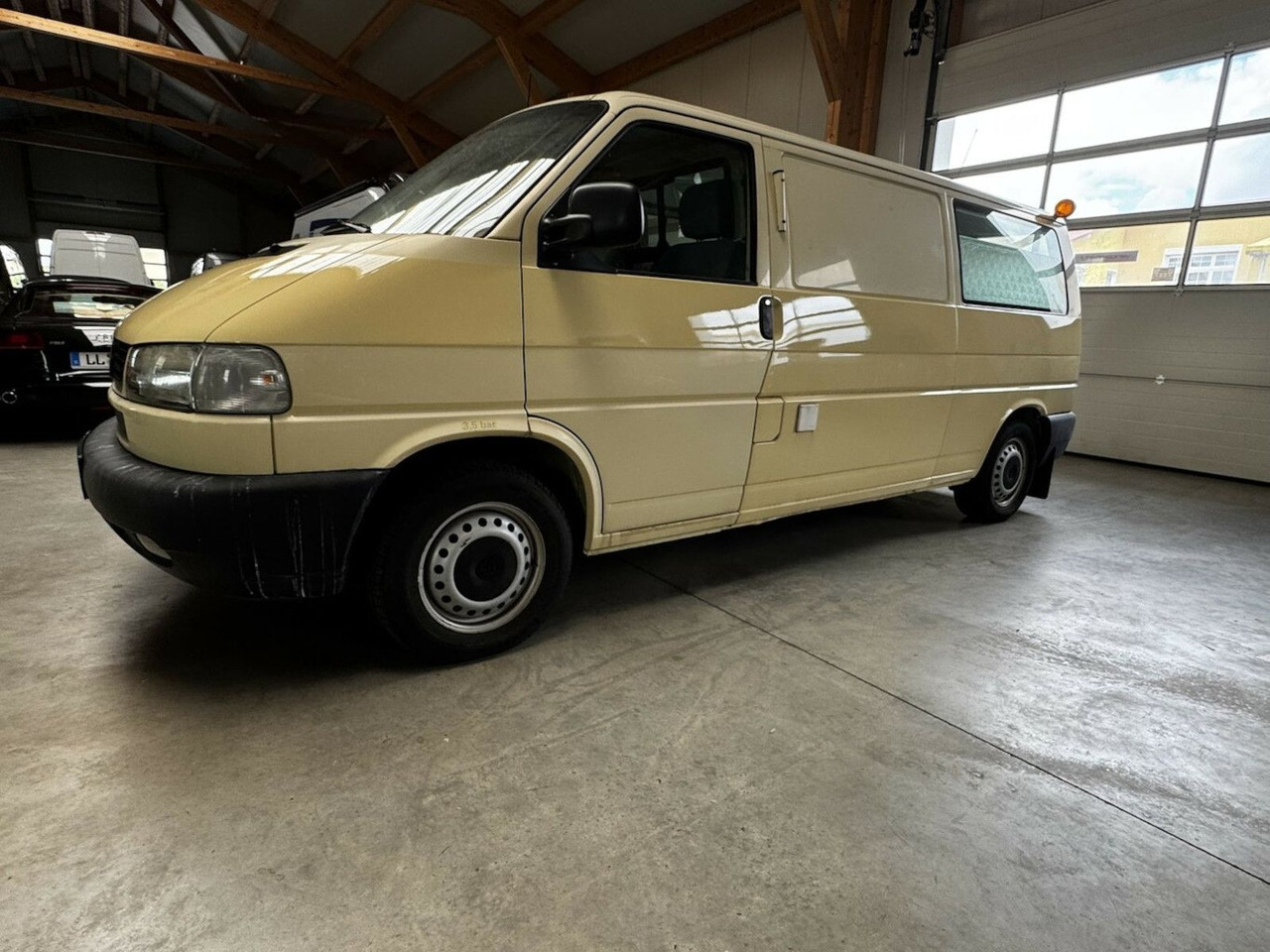 Volkswagen T4 2.5 TDI Syncro 4x4 lang 1. Hand! - Panel van: picture 2 Volkswagen T4 2.5 TDI Syncro 4x4 lang 1. Hand! - Panel van: picture 2