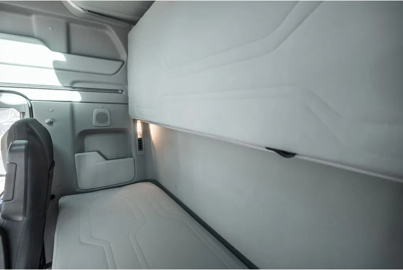 Tractor unit Ford F-Max 500 | Leasing: picture 10