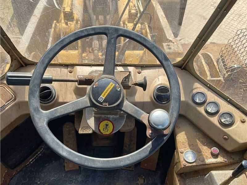 Wheel loader Cat 980C: picture 14