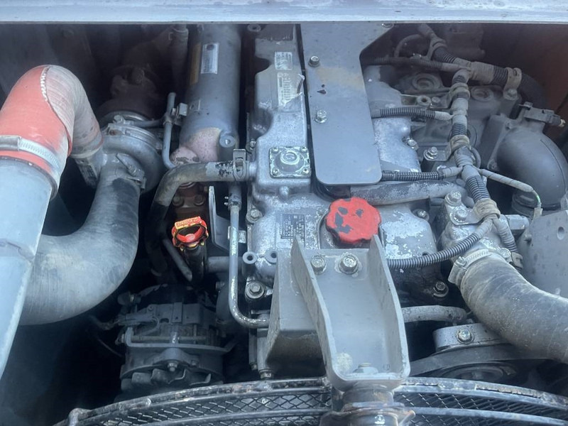 Wheel excavator Hitachi ZX 140 W-3: picture 17