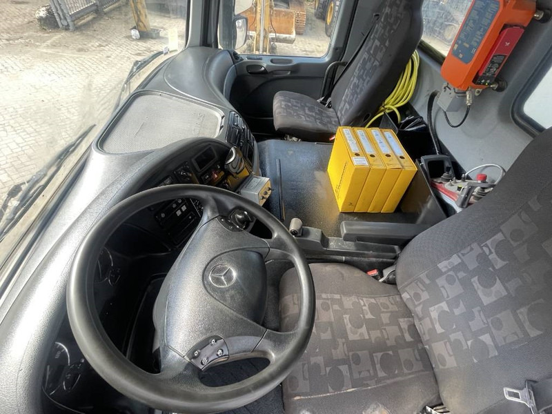 Concrete mixer truck Mercedes-Benz Actros 3241 Putzmeister M24/3 2013 8X4: picture 13