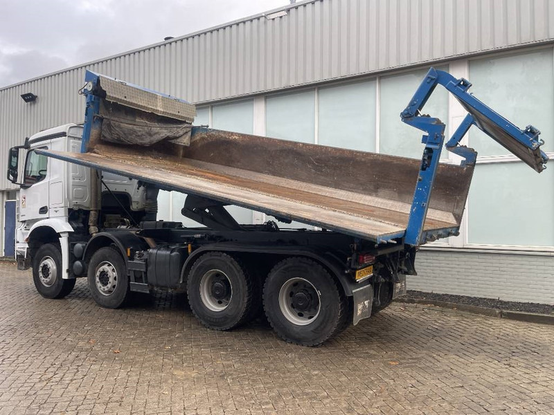 Mercedes-Benz Arocs 4145 8x4 2016 Euro 6 - Tipper: picture 5 Mercedes-Benz Arocs 4145 8x4 2016 Euro 6 - Tipper: picture 5