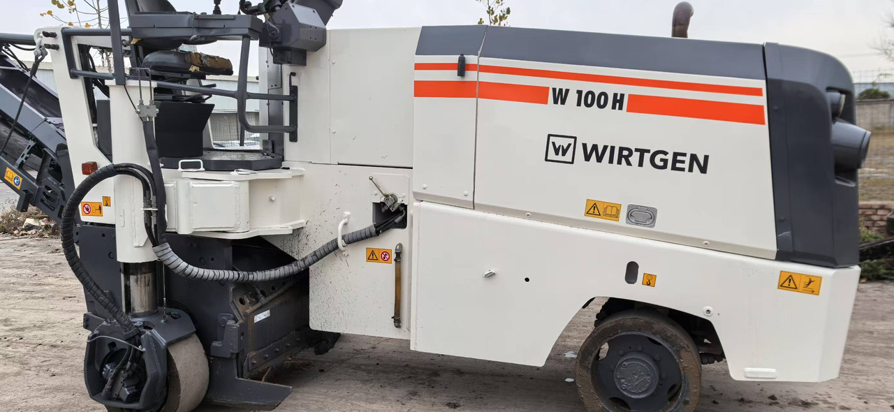 WIRTGEN Road Machine W-100H Used Asphalt Milling Machine With High Quality - Cold planer: picture 2 WIRTGEN Road Machine W-100H Used Asphalt Milling Machine With High Quality - Cold planer: picture 2