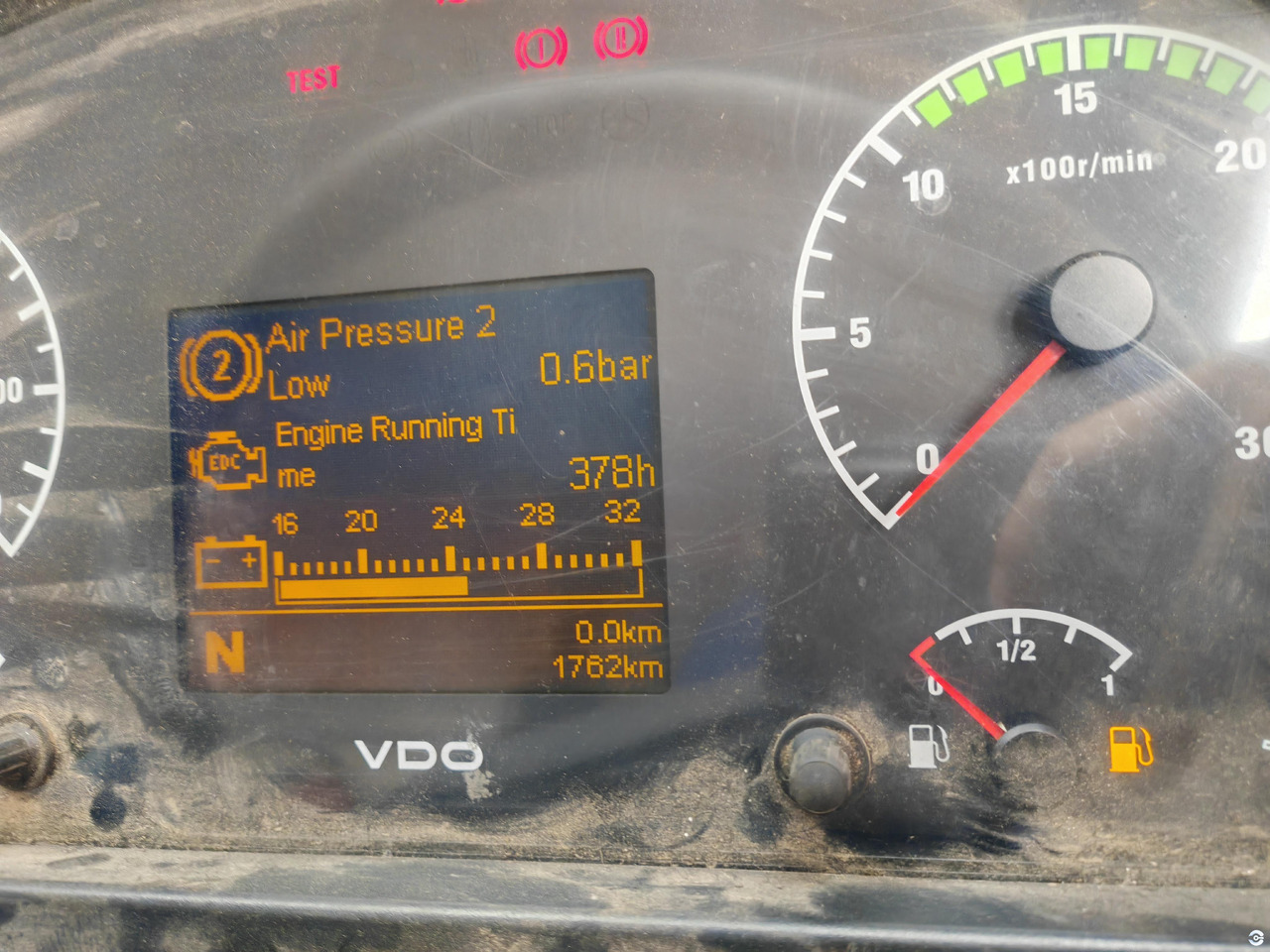 XCMG 2019 hydraulic telescopic arm 60ton truck crane XCT60_Y price - Mobile crane: picture 4 XCMG 2019 hydraulic telescopic arm 60ton truck crane XCT60_Y price - Mobile crane: picture 4