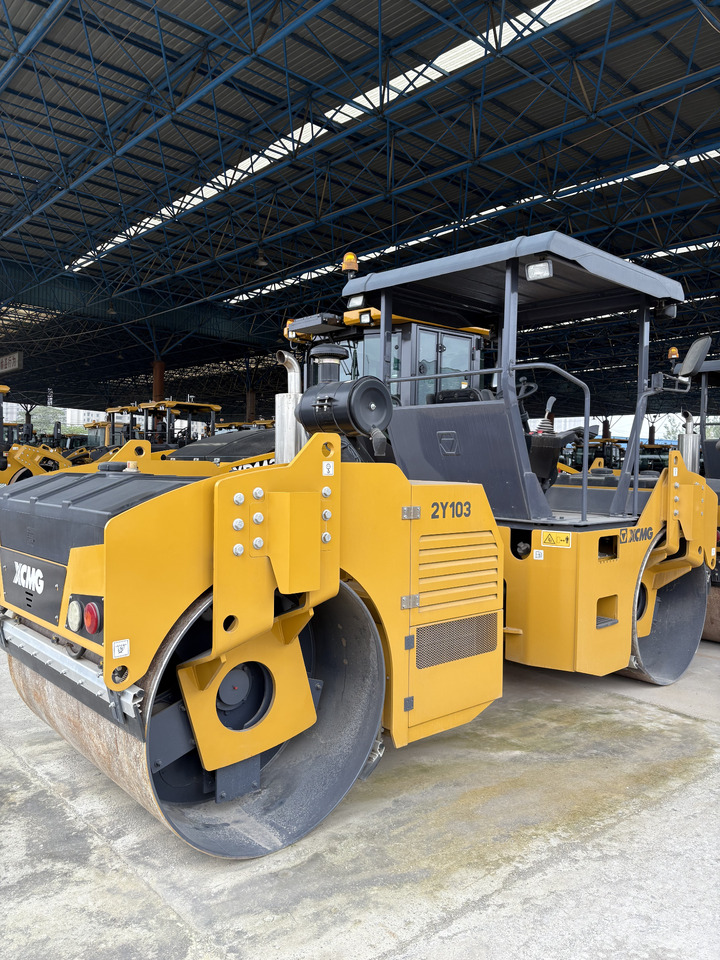 XCMG 8 ton 2Y103 double drum used vibratory road roller compactor 2022 - Road roller: picture 3 XCMG 8 ton 2Y103 double drum used vibratory road roller compactor 2022 - Road roller: picture 3