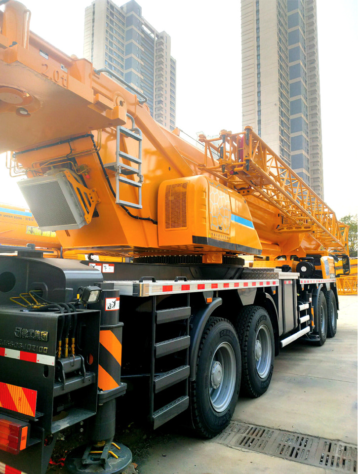 XCMG Offical 100 Tons Used Truck Crane XCT100L7-1 Boom Mobile Crane Price For Sale - Mobile crane: picture 4 XCMG Offical 100 Tons Used Truck Crane XCT100L7-1 Boom Mobile Crane Price For Sale - Mobile crane: picture 4