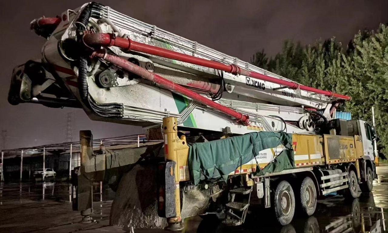 XCMG Official Hb58V Concrete Machinery 2019 Used 58m Concrete Pump Truck for Sale - Concrete pump truck: picture 5 XCMG Official Hb58V Concrete Machinery 2019 Used 58m Concrete Pump Truck for Sale - Concrete pump truck: picture 5