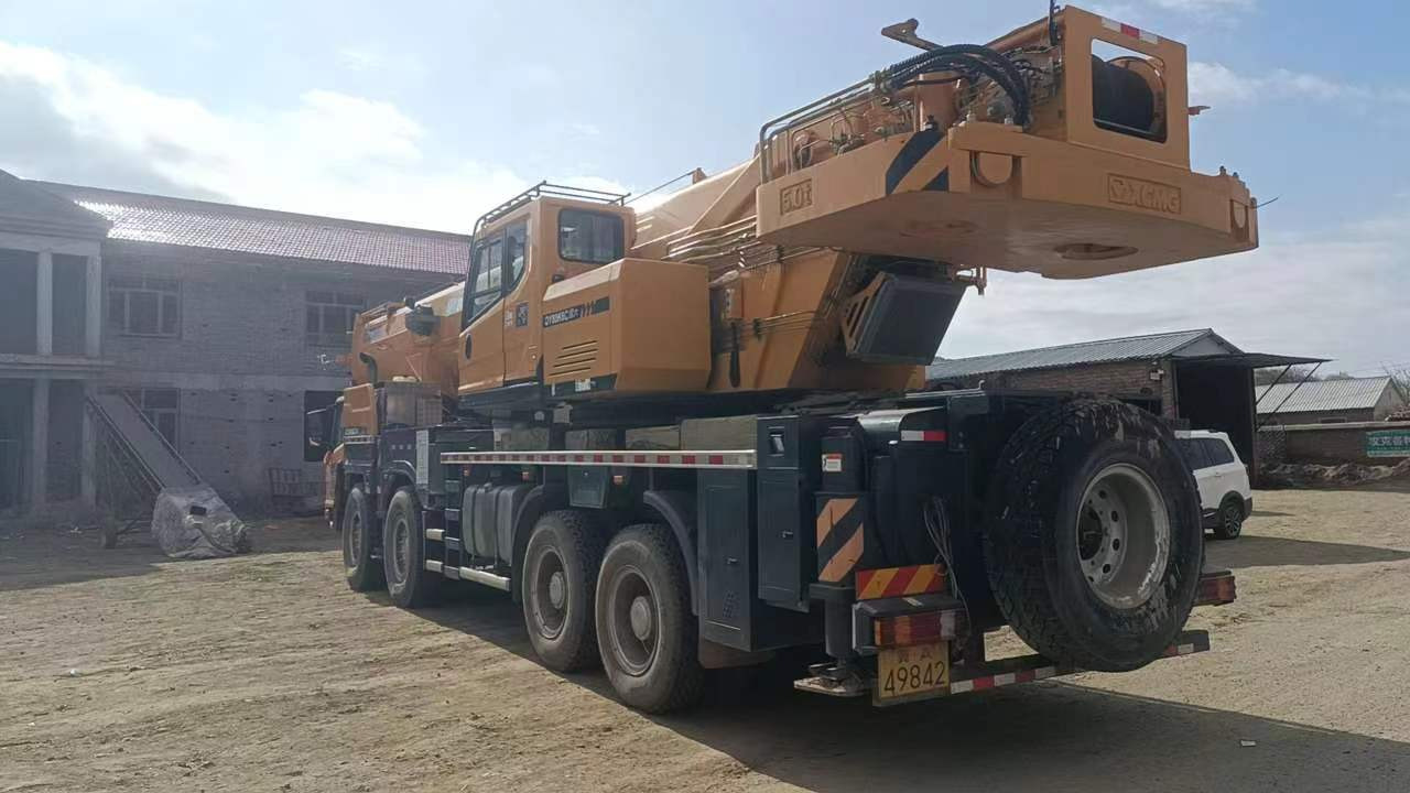 XCMG Official Price Of Mobile Crane QY80K6C Second Hand Boom Truck Crane Price List - Mobile crane: picture 5 XCMG Official Price Of Mobile Crane QY80K6C Second Hand Boom Truck Crane Price List - Mobile crane: picture 5
