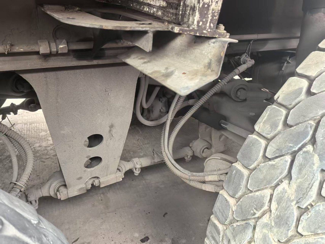 All terrain crane XCMG Official Used Hydraulic Pickup Truck Crane QAY400 All Terrain Cranes Price List: picture 7 All terrain crane XCMG Official Used Hydraulic Pickup Truck Crane QAY400 All Terrain Cranes Price List: picture 7