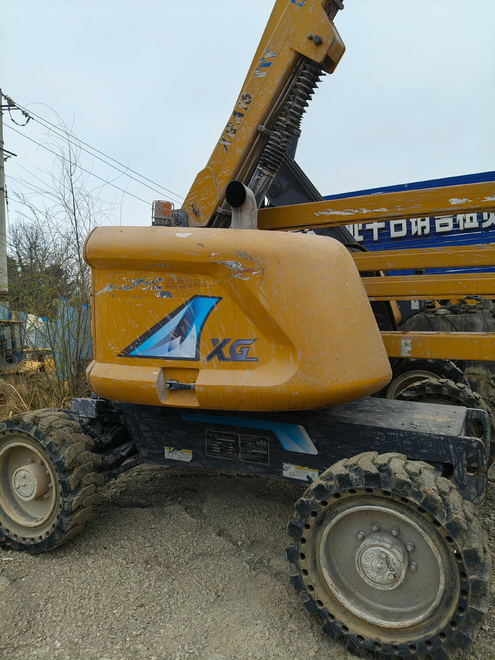 XCMG Official Used Towable 16m Boom Lift XGA16 Small Cherry Picker Price - Articulated boom: picture 3 XCMG Official Used Towable 16m Boom Lift XGA16 Small Cherry Picker Price - Articulated boom: picture 3