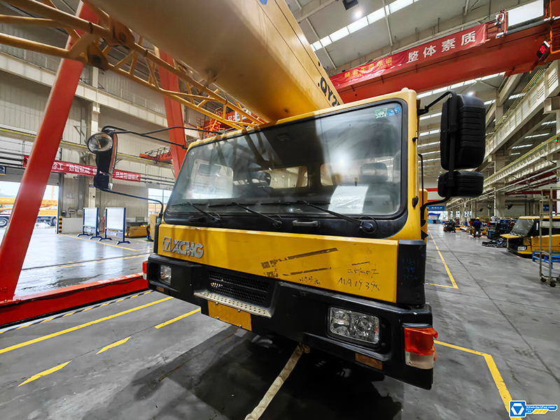 XCMG QY25K5F 25ton hot sale used mobile hydraulic crane price - Mobile crane: picture 2 XCMG QY25K5F 25ton hot sale used mobile hydraulic crane price - Mobile crane: picture 2