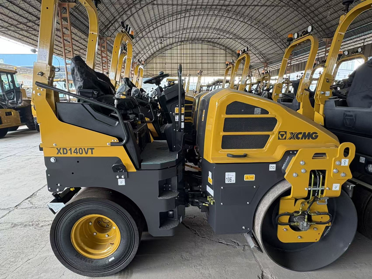 Mini roller XCMG XD140VT 4ton small Light Diesel Vibratory Road Roller: picture 12 Mini roller XCMG XD140VT 4ton small Light Diesel Vibratory Road Roller: picture 12