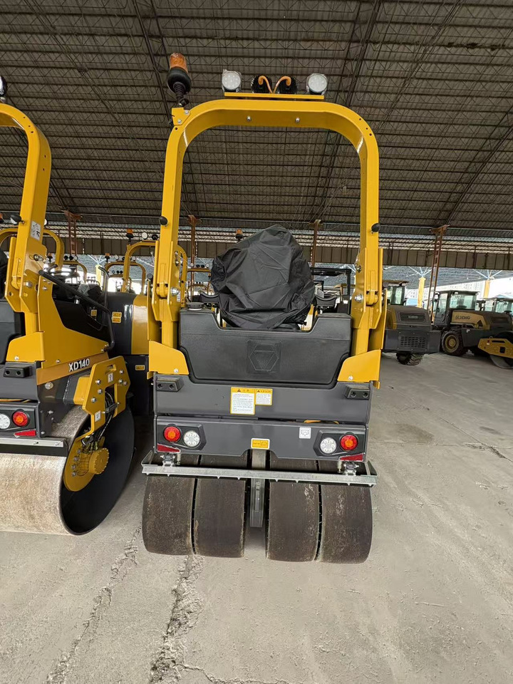 Mini roller XCMG XD140VT 4ton small Light Diesel Vibratory Road Roller: picture 10 Mini roller XCMG XD140VT 4ton small Light Diesel Vibratory Road Roller: picture 10