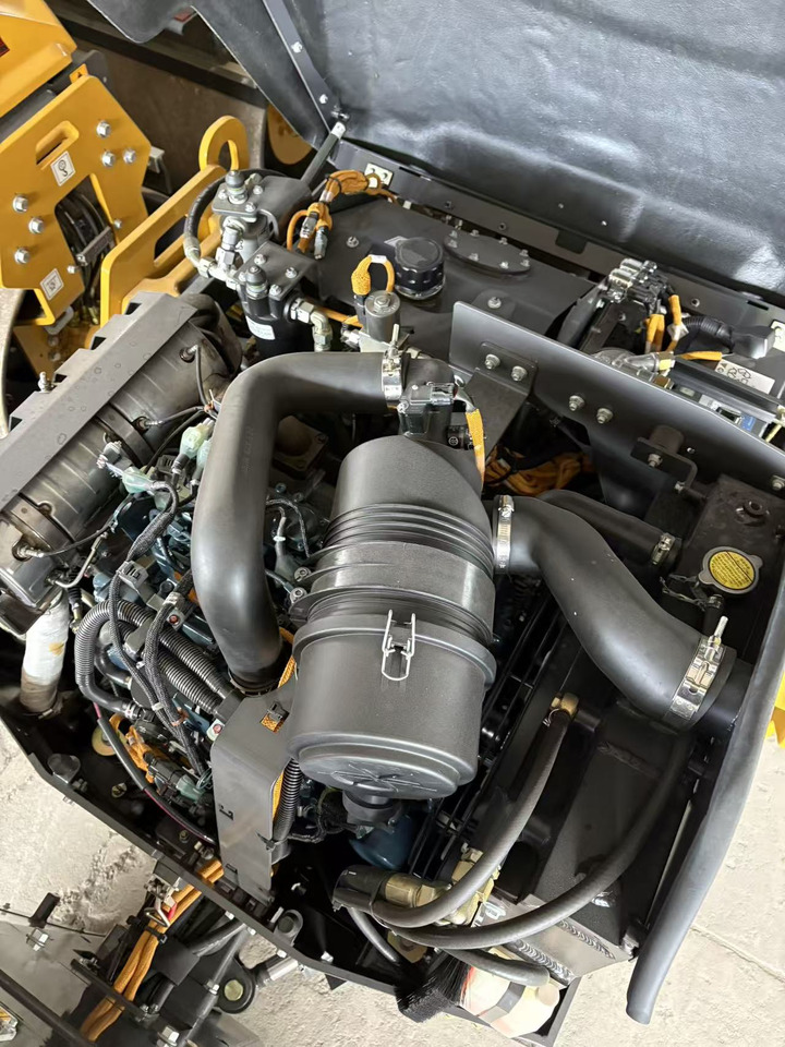 Mini roller XCMG XD140VT 4ton small Light Diesel Vibratory Road Roller: picture 8 Mini roller XCMG XD140VT 4ton small Light Diesel Vibratory Road Roller: picture 8