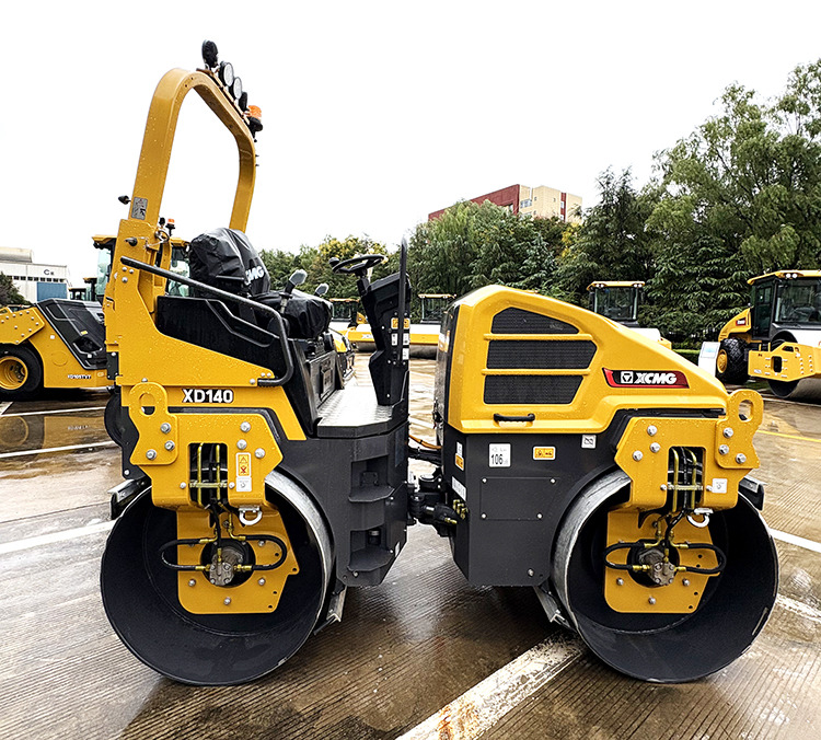 Mini roller XCMG official XD140 4 ton mini light road roller price: picture 8