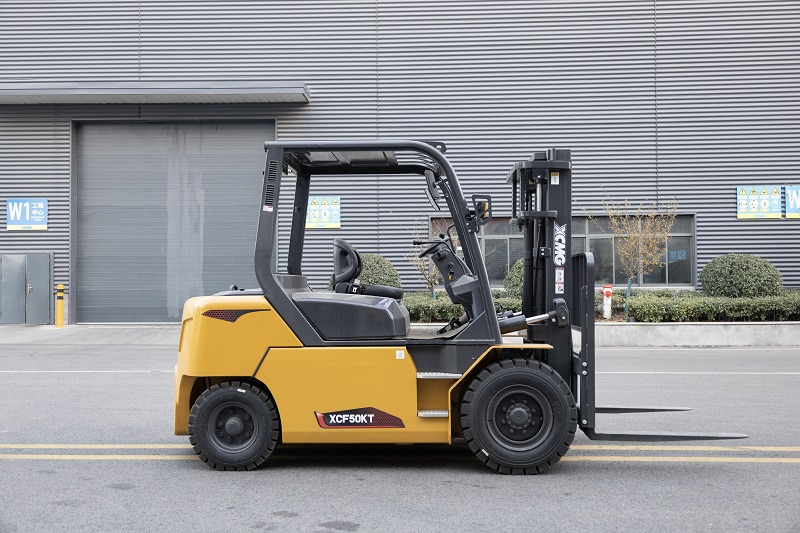 XCMG official brand new 5 ton diesel internal combustion forklift - Diesel forklift: picture 5 XCMG official brand new 5 ton diesel internal combustion forklift - Diesel forklift: picture 5