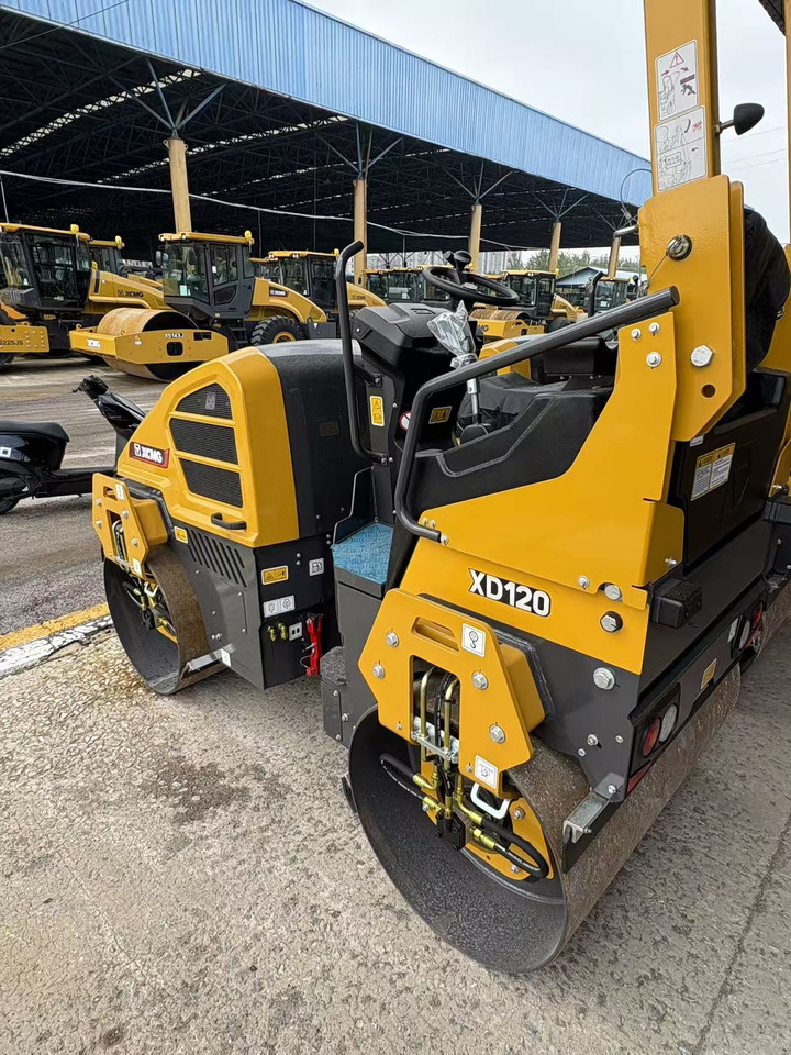 Mini roller XCMG small XD120 Double Drum Vibratory Road Roller: picture 11 Mini roller XCMG small XD120 Double Drum Vibratory Road Roller: picture 11