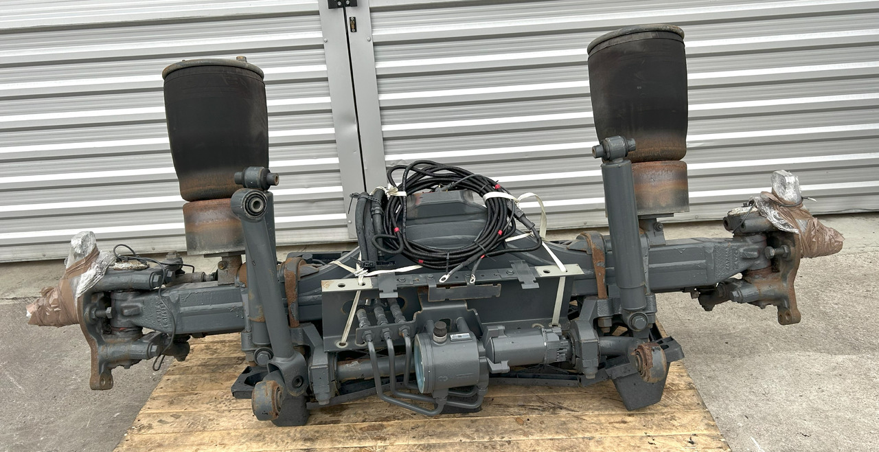 DAF COMPLETE STEERING AXLE DAF XF 106 480 - Rear axle: picture 1 DAF COMPLETE STEERING AXLE DAF XF 106 480 - Rear axle: picture 1