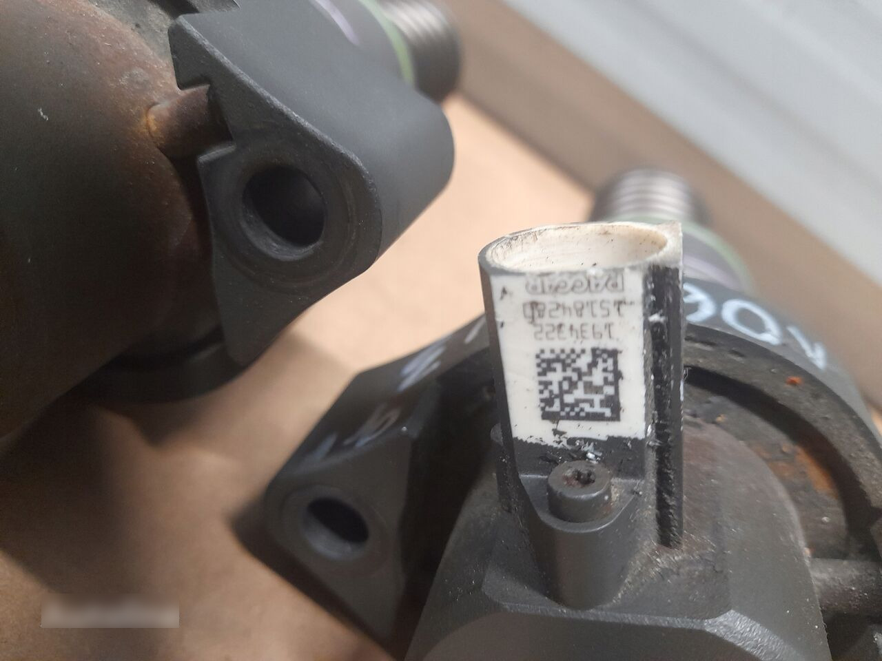 DAF PLD UPEC XF 106 1934322 - Fuel pump for Truck: picture 3 DAF PLD UPEC XF 106 1934322 - Fuel pump for Truck: picture 3