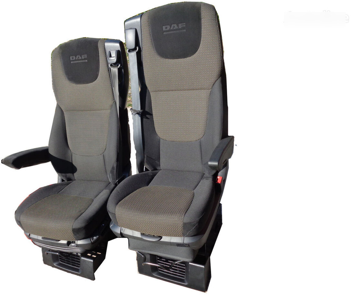 DAF XF 105 106 SET   DAF XF 105 106 truck - Seat for Truck: picture 1 DAF XF 105 106 SET   DAF XF 105 106 truck - Seat for Truck: picture 1