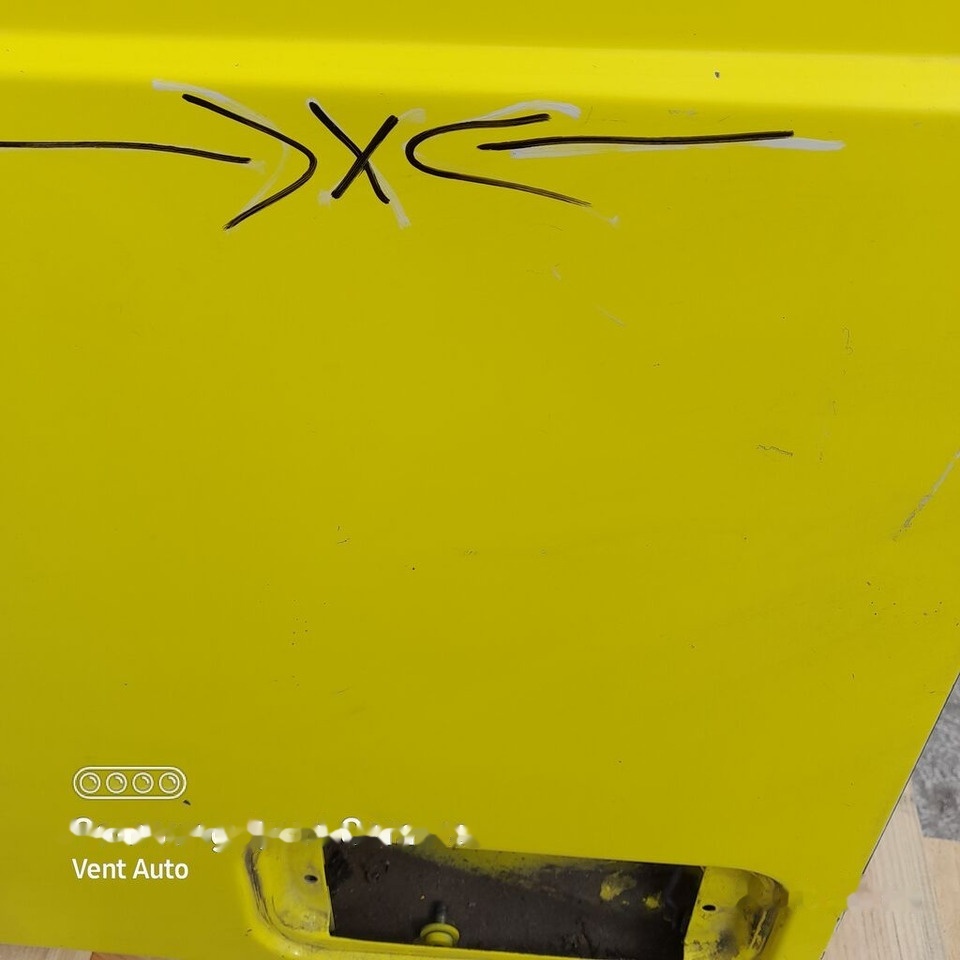 DAF XF 105 DAF LEWE truck - Door and parts for Truck: picture 3 DAF XF 105 DAF LEWE truck - Door and parts for Truck: picture 3