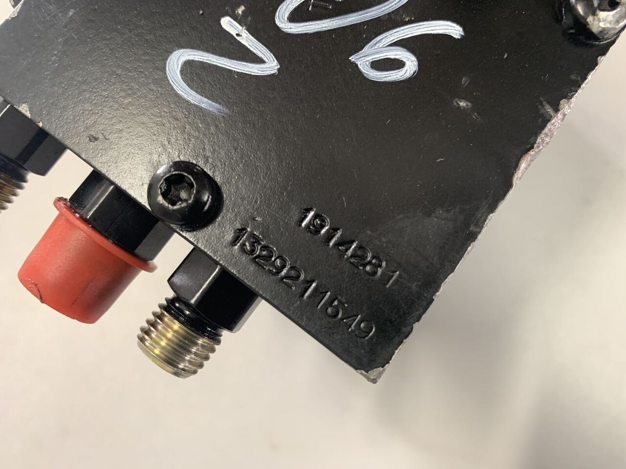 DAF XF 106 1914281   DAF 106 XF - Cab and interior for Truck: picture 3 DAF XF 106 1914281   DAF 106 XF - Cab and interior for Truck: picture 3