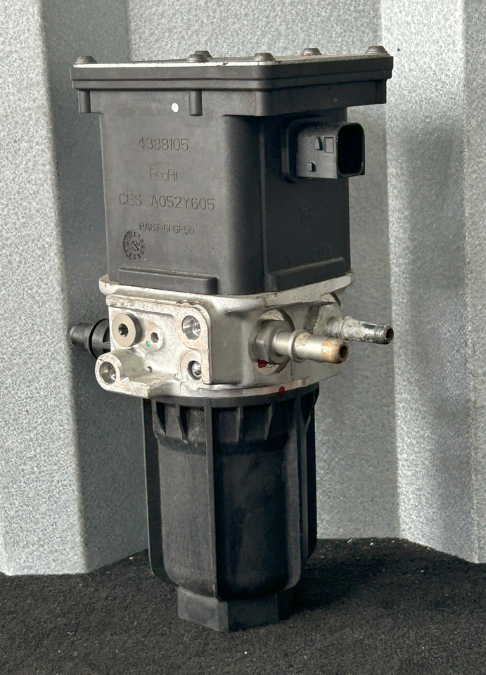 DAF XF 106 480 ADBLUE PUMP 4388105 A052Y605 - Exhaust system for Truck: picture 3 DAF XF 106 480 ADBLUE PUMP 4388105 A052Y605 - Exhaust system for Truck: picture 3