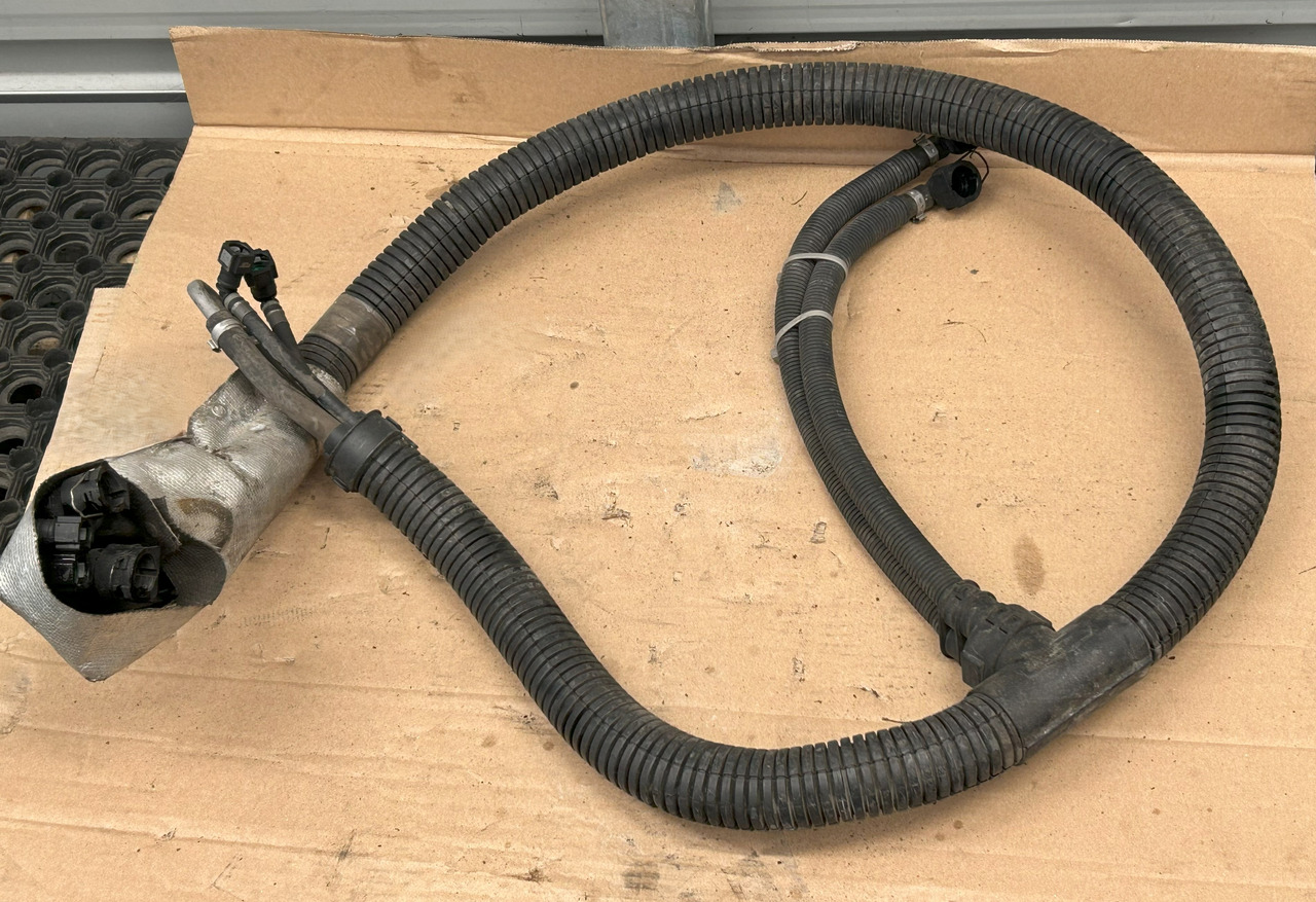 DAF XF 106 ADBLUE WIRING HARNESS - Exhaust system: picture 1 DAF XF 106 ADBLUE WIRING HARNESS - Exhaust system: picture 1