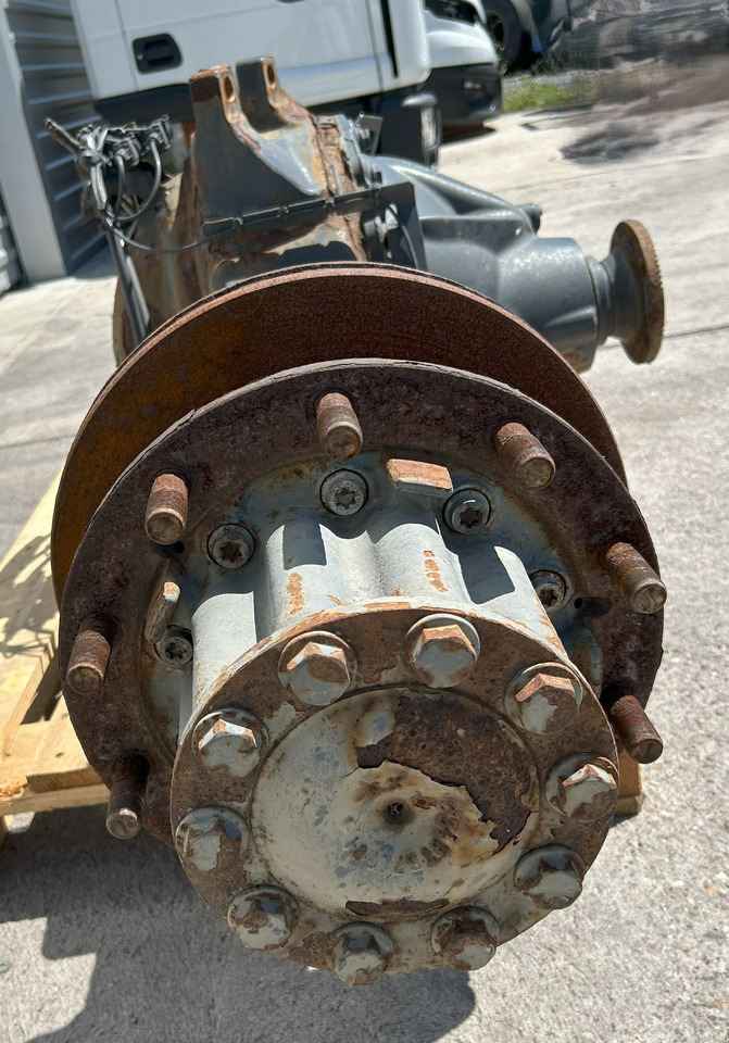 MERCEDES-BENZ REAR AXLE + HUBS ACTROS MP4 R440-13 2,846 - Rear axle for Truck: picture 2 MERCEDES-BENZ REAR AXLE + HUBS ACTROS MP4 R440-13 2,846 - Rear axle for Truck: picture 2