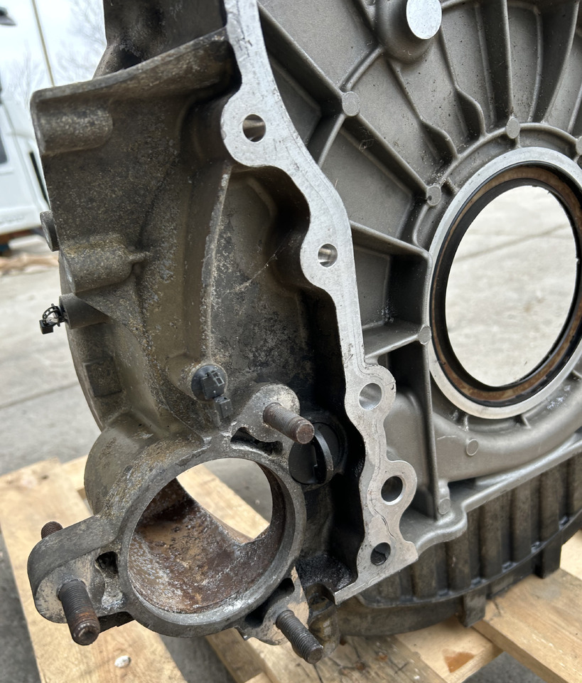 MERCEDES CLUTCH TIMING HOUSING ACTROS MP4 - Camshaft: picture 4 MERCEDES CLUTCH TIMING HOUSING ACTROS MP4 - Camshaft: picture 4
