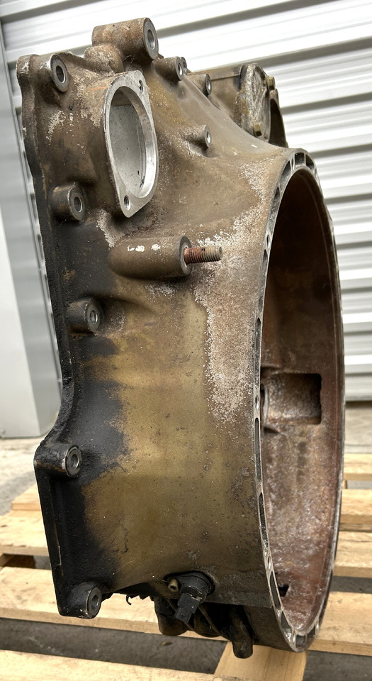 MERCEDES CLUTCH TIMING HOUSING ACTROS MP4 - Camshaft: picture 3 MERCEDES CLUTCH TIMING HOUSING ACTROS MP4 - Camshaft: picture 3