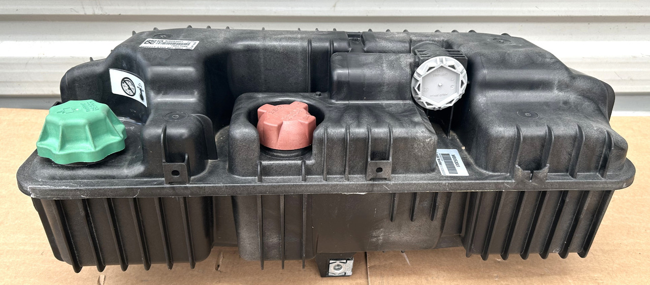 MERCEDES COOLANT EXPANSION TANK AROCS ACTROS MP4 MP5 - Expansion tank: picture 1 MERCEDES COOLANT EXPANSION TANK AROCS ACTROS MP4 MP5 - Expansion tank: picture 1