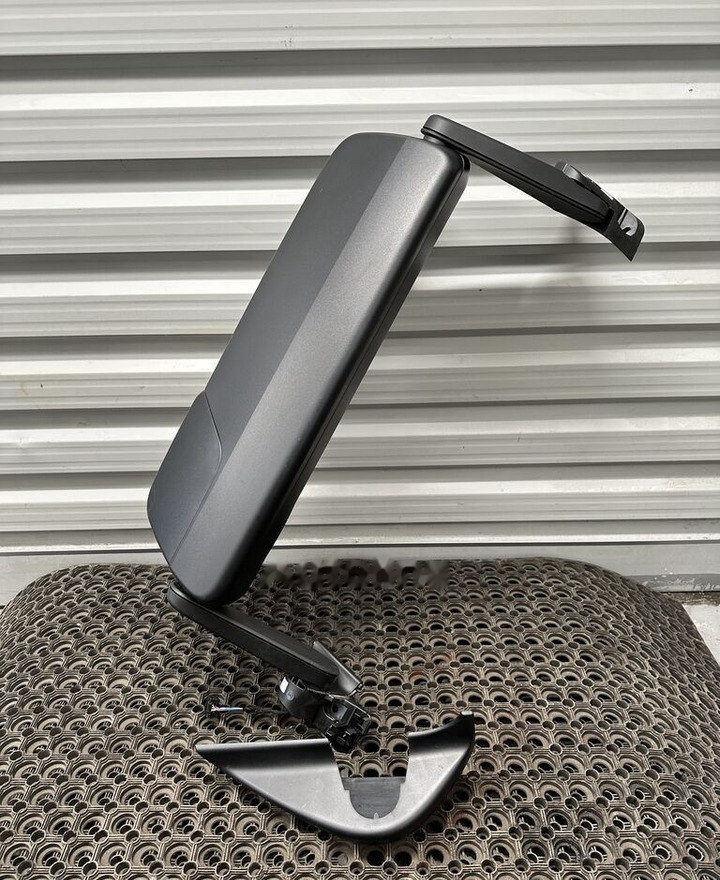 Mercedes-Benz ACTROS A9608102019 Mercedes-Benz ACTROS MP4 - Rear view mirror for Truck: picture 2 Mercedes-Benz ACTROS A9608102019 Mercedes-Benz ACTROS MP4 - Rear view mirror for Truck: picture 2