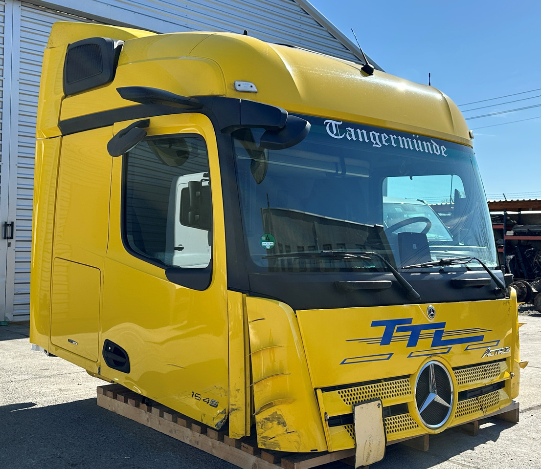Mercedes-Benz ACTROS MP5 STREAM SPACE - Cab for Truck: picture 3 Mercedes-Benz ACTROS MP5 STREAM SPACE - Cab for Truck: picture 3