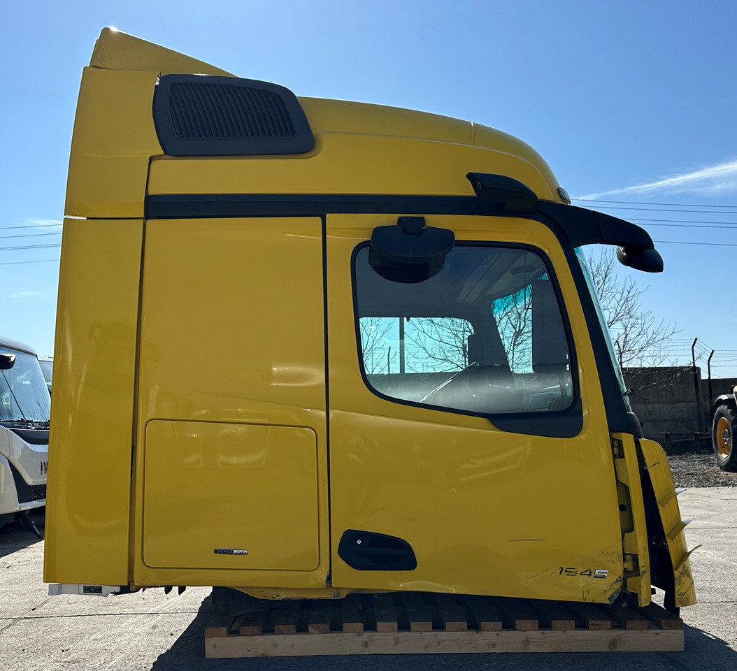 Mercedes-Benz ACTROS MP5 STREAM SPACE - Cab for Truck: picture 5 Mercedes-Benz ACTROS MP5 STREAM SPACE - Cab for Truck: picture 5