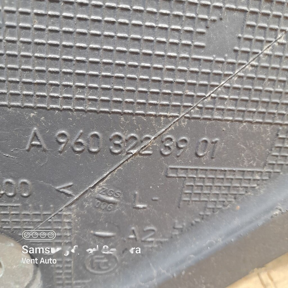 Mocowanie resora/ wspornik LEFT Mercedes-Benz ACTROS MP4 A9603223901 Mercedes-Benz A9603223901 - Cab suspension for Truck: picture 2 Mocowanie resora/ wspornik LEFT Mercedes-Benz ACTROS MP4 A9603223901 Mercedes-Benz A9603223901 - Cab suspension for Truck: picture 2