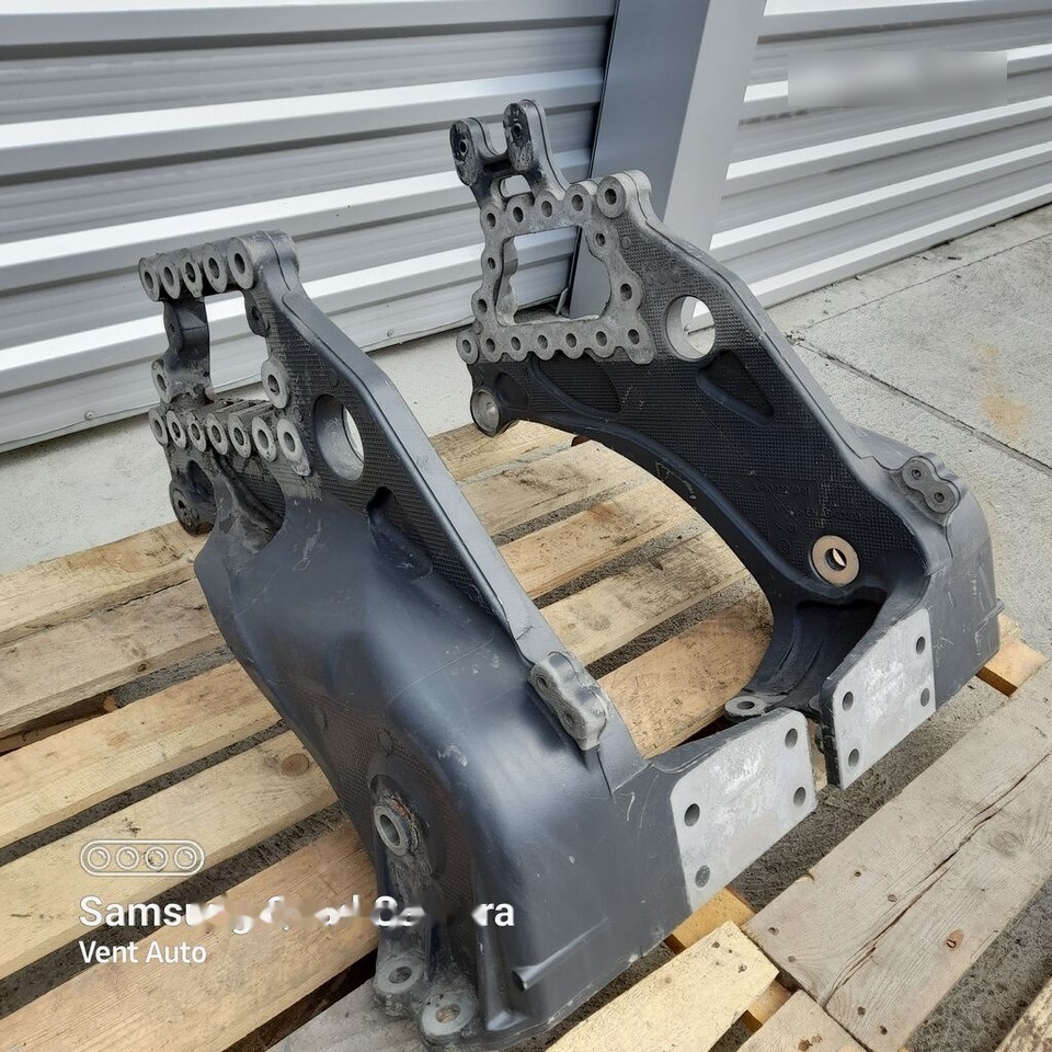 Mocowanie resora/ wspornik LEFT Mercedes-Benz ACTROS MP4 A9603223901 Mercedes-Benz A9603223901 - Cab suspension for Truck: picture 5 Mocowanie resora/ wspornik LEFT Mercedes-Benz ACTROS MP4 A9603223901 Mercedes-Benz A9603223901 - Cab suspension for Truck: picture 5