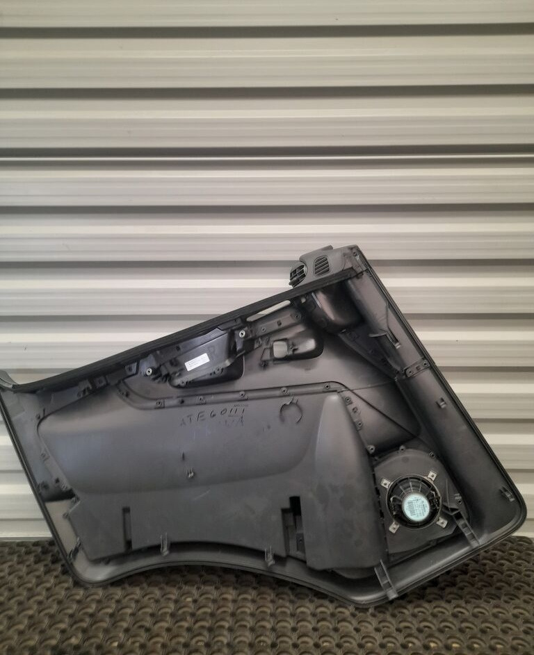 TAPICERKA PANEL DRZWI R Mercedes-Benz ATEGO A9407201870 - Door and parts for Truck: picture 3 TAPICERKA PANEL DRZWI R Mercedes-Benz ATEGO A9407201870 - Door and parts for Truck: picture 3