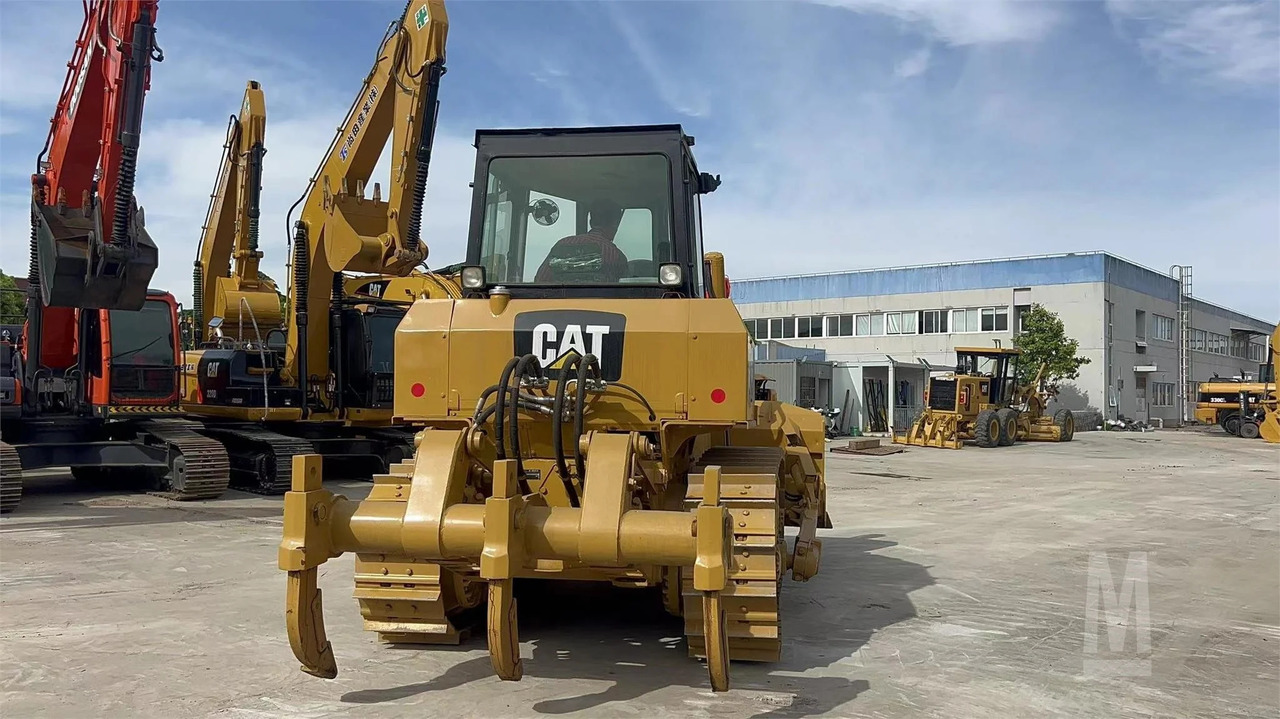 Caterpillar Tracked Tractor Secondhand CAT D6G, D6D Crawler Bulldozer - Bulldozer: picture 4 Caterpillar Tracked Tractor Secondhand CAT D6G, D6D Crawler Bulldozer - Bulldozer: picture 4