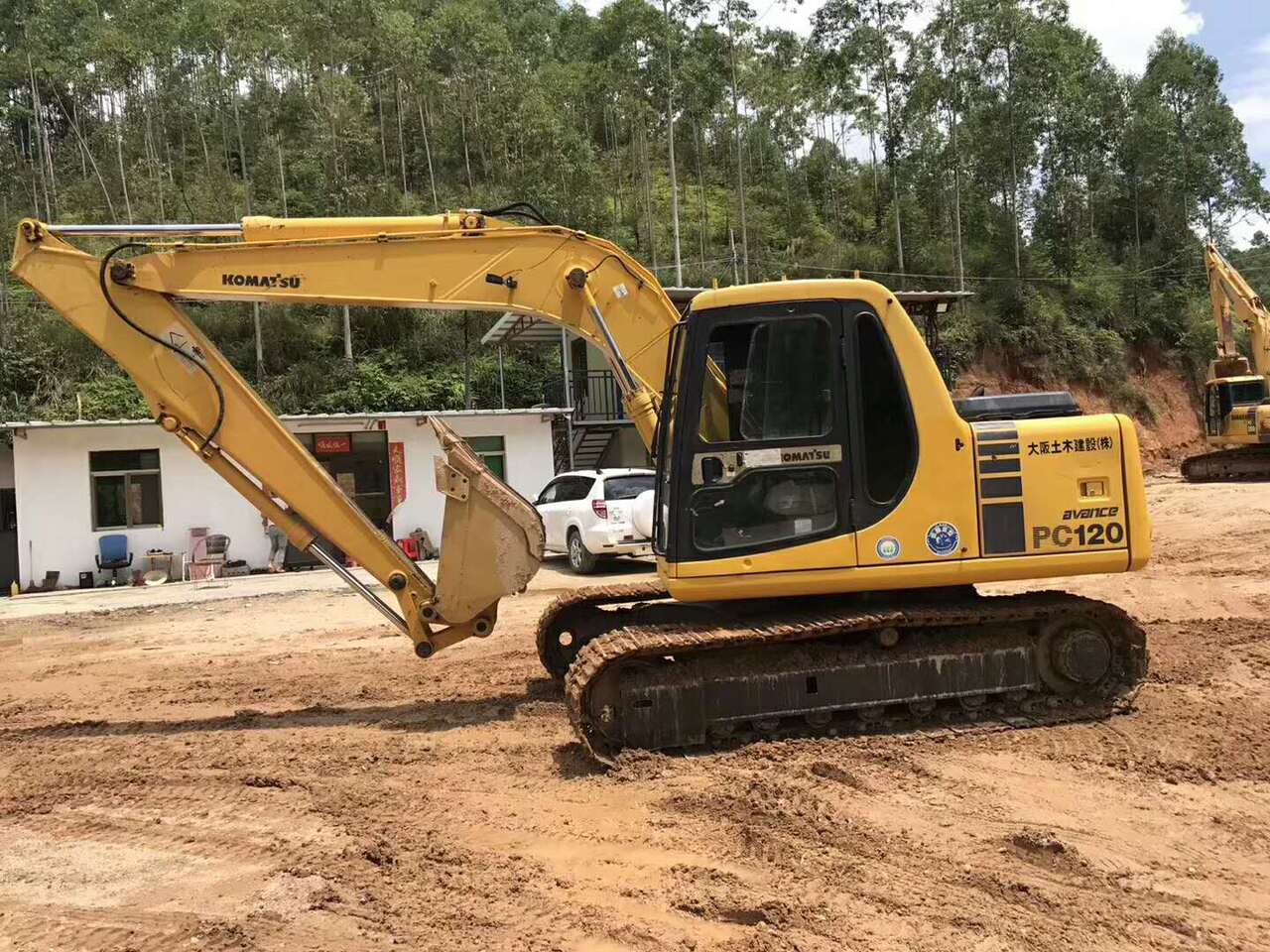 KOMATSU hydraulic excavator medium-sized excavator Komatsu PC120-6 - Mini excavator: picture 1 KOMATSU hydraulic excavator medium-sized excavator Komatsu PC120-6 - Mini excavator: picture 1