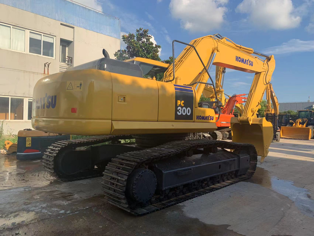 Komatsu 30 ton Heavy Excavator PC300 Japan Origin - Crawler excavator: picture 2 Komatsu 30 ton Heavy Excavator PC300 Japan Origin - Crawler excavator: picture 2