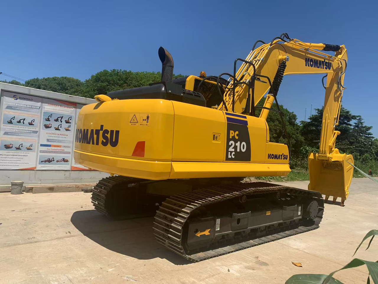 Komatsu PC210 Tracked Excavator 21 ton Construction Excavator - Crawler excavator: picture 4 Komatsu PC210 Tracked Excavator 21 ton Construction Excavator - Crawler excavator: picture 4