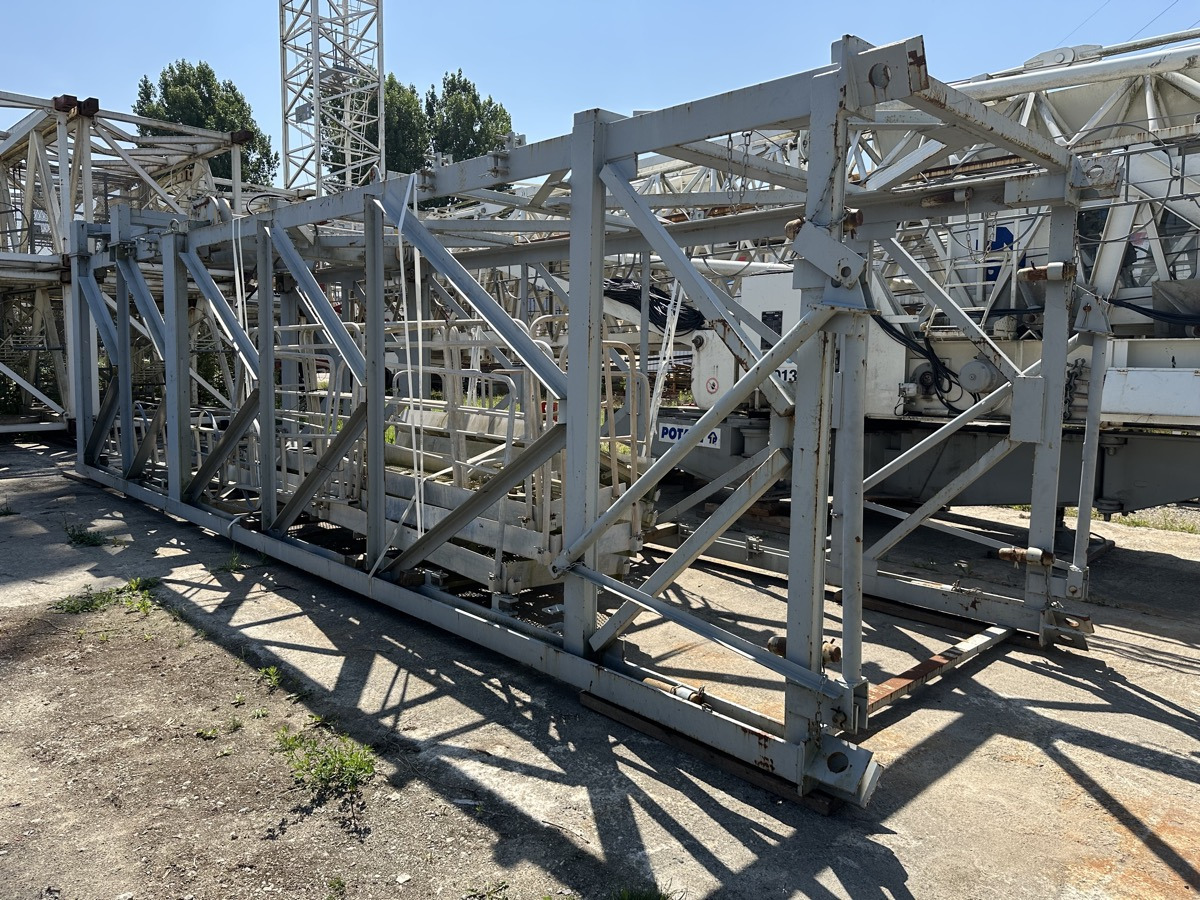 POTAIN T60A telescopic cage - Tower crane: picture 2 POTAIN T60A telescopic cage - Tower crane: picture 2