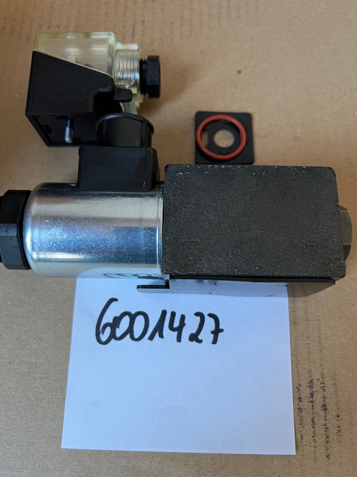 O&K Terex RH120 RH170 RH200 RH340 Valve 6001427 1467499 534-9304 Plate 6001750 4027321 535-2092 - Spare parts for Excavator: picture 2 O&K Terex RH120 RH170 RH200 RH340 Valve 6001427 1467499 534-9304 Plate 6001750 4027321 535-2092 - Spare parts for Excavator: picture 2