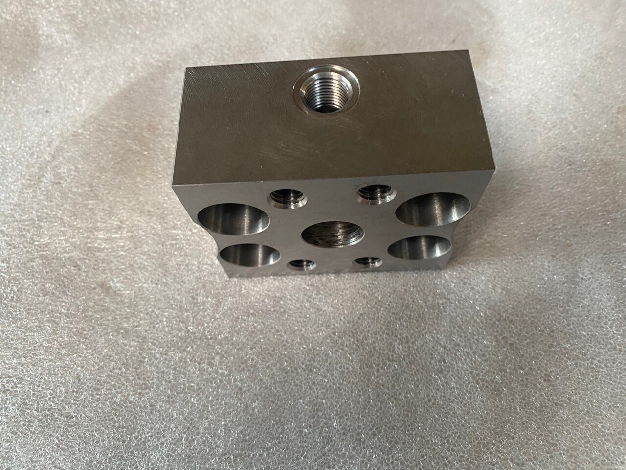 O&K Terex RH90 Flange 1754496 4018570 509-4542 - Spare parts: picture 2 O&K Terex RH90 Flange 1754496 4018570 509-4542 - Spare parts: picture 2