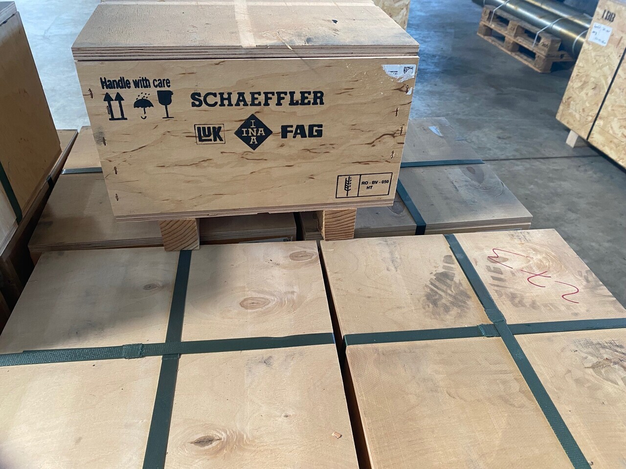 O&K Terex RH90 RH200 RH340 6050 6060 Joint Bearings 96042 1457701 513-6360 840685 1462451 534-2773 1740155 1462452 534-2778 - Spare parts for Truck: picture 1 O&K Terex RH90 RH200 RH340 6050 6060 Joint Bearings 96042 1457701 513-6360 840685 1462451 534-2773 1740155 1462452 534-2778 - Spare parts for Truck: picture 1