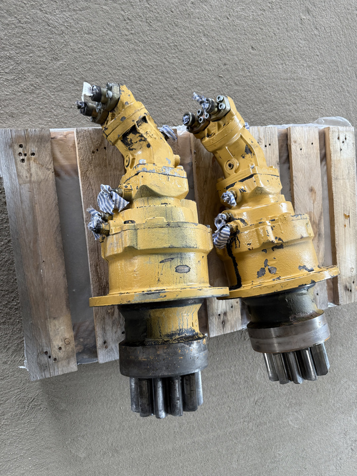 CATERPILLAR DR140 - Swing motor for Mini excavator: picture 2 CATERPILLAR DR140 - Swing motor for Mini excavator: picture 2