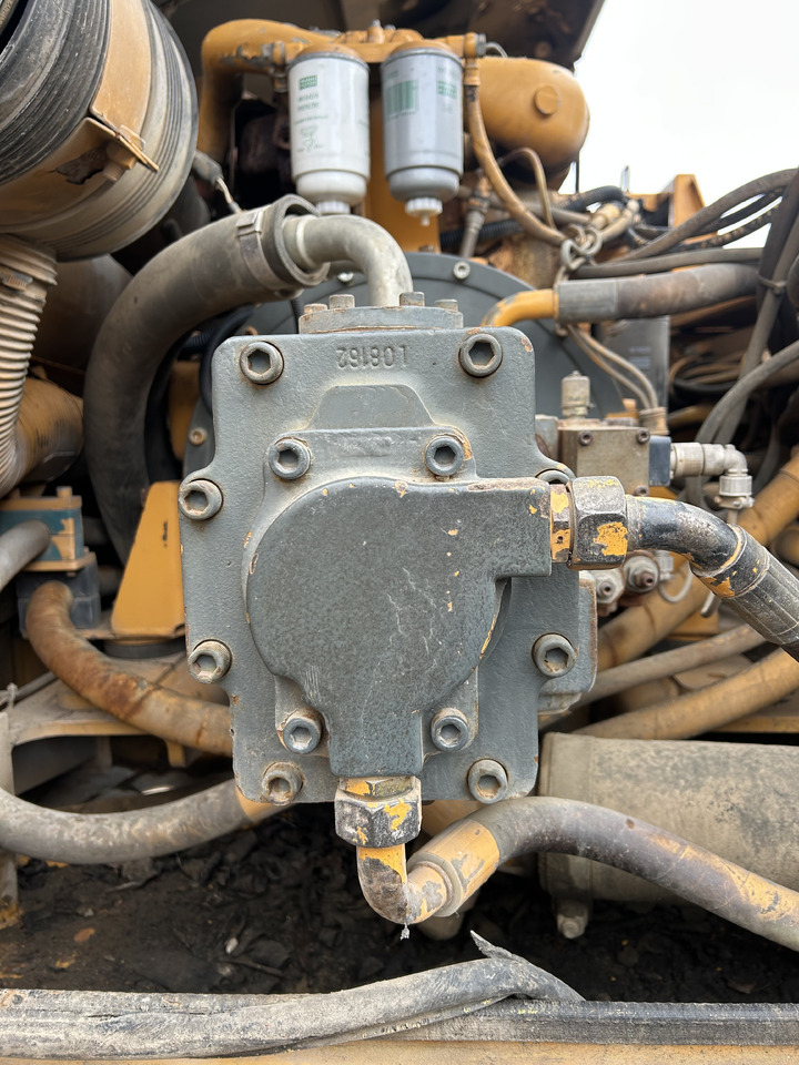 LIEBHERR LPVD100 - Hydraulic pump for Excavator: picture 2 LIEBHERR LPVD100 - Hydraulic pump for Excavator: picture 2