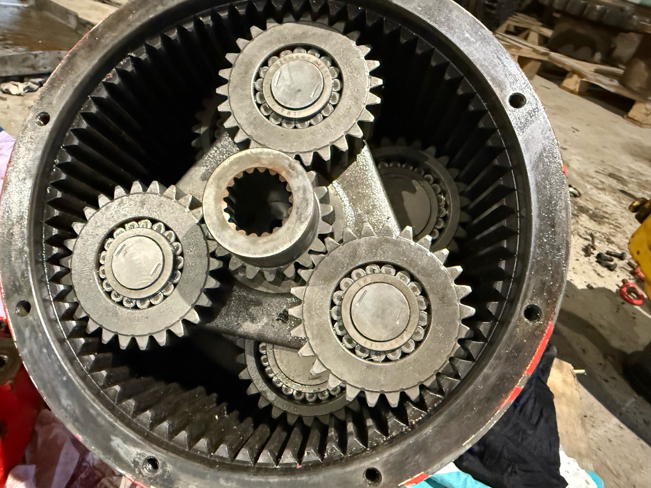 O&K MH PLUS - Swing motor for Excavator: picture 5 O&K MH PLUS - Swing motor for Excavator: picture 5